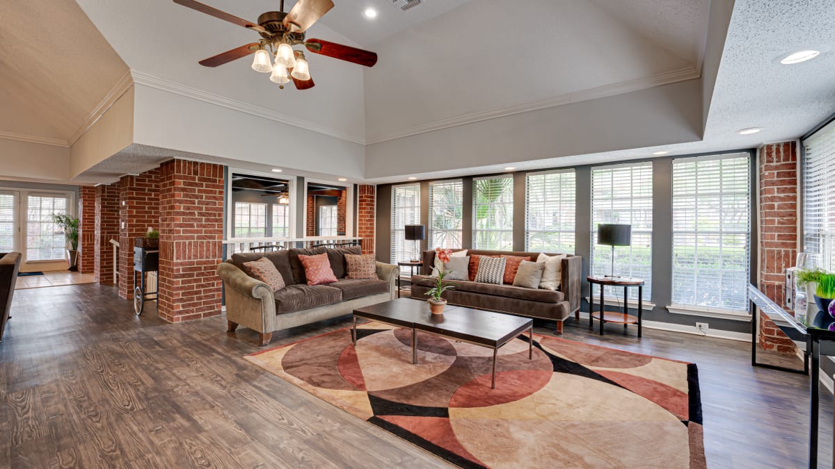 Far North Dallas Apartments Hunter’s Hill